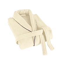 Дизайнерски халат за баня в екрю - Комфортен и елегантен халат за баня в цвят екрю със стилни кантове в кафяво с шал-яка и два джоба.
