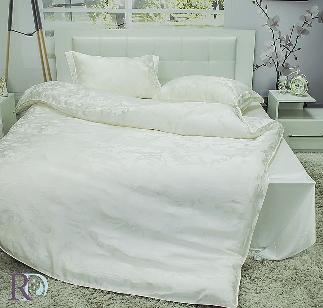 Изящно Спално бельо от Естествена Коприна Патриция - лукс - Луксозен спален комплект Патриция.