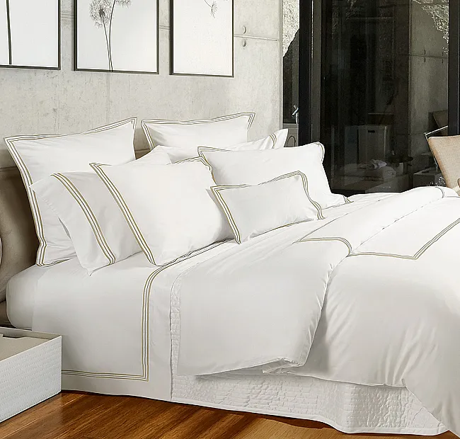 Италианско спално бельо Signoria Firenze Nettuno White Taupe, Спалното Бельо - Магазин за спално бельо Италианско спално бельо Signoria Firenze Nettuno White Taupe - Комбинирайте италиански шик с комфорт и стил с комплекта Nettuno White Taupe на Signoria Firenze.