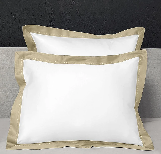 Италианско спално бельо Signoria Firenze Double White Taupe 300TC нишки, Спалното Бельо - Магазин за спално бельо Италианско спално бельо Signoria Firenze Double White Taupe 300TC нишки - Съчетавайки свежест и стил за младия дух, този съвременен спален комплект от колекцията Double на Signoria Firenze предлага модерна визия с контрастни бордове, голяма практичност и