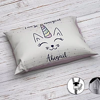 Уникален комплект детско спално бельо Cat Unicorn Уникален комплект детско спално бельо Cat Unicorn - Дизайнерско спално бельо за вашето мъниче от памучен сатен и 3Д принт върху качествен миктофибър.
