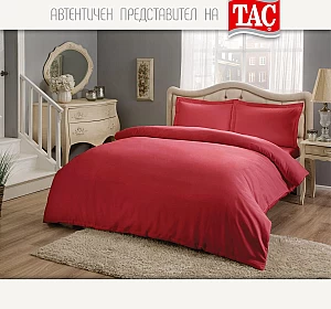 Едноцветно Спално бельо Тач Базик в Червено от памучен сатен Спалня